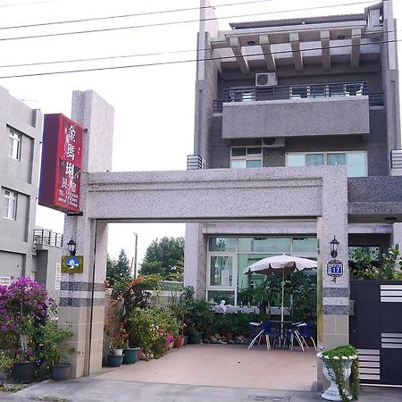 Bed and Breakfast Golden Mary Taitung Екстер'єр фото