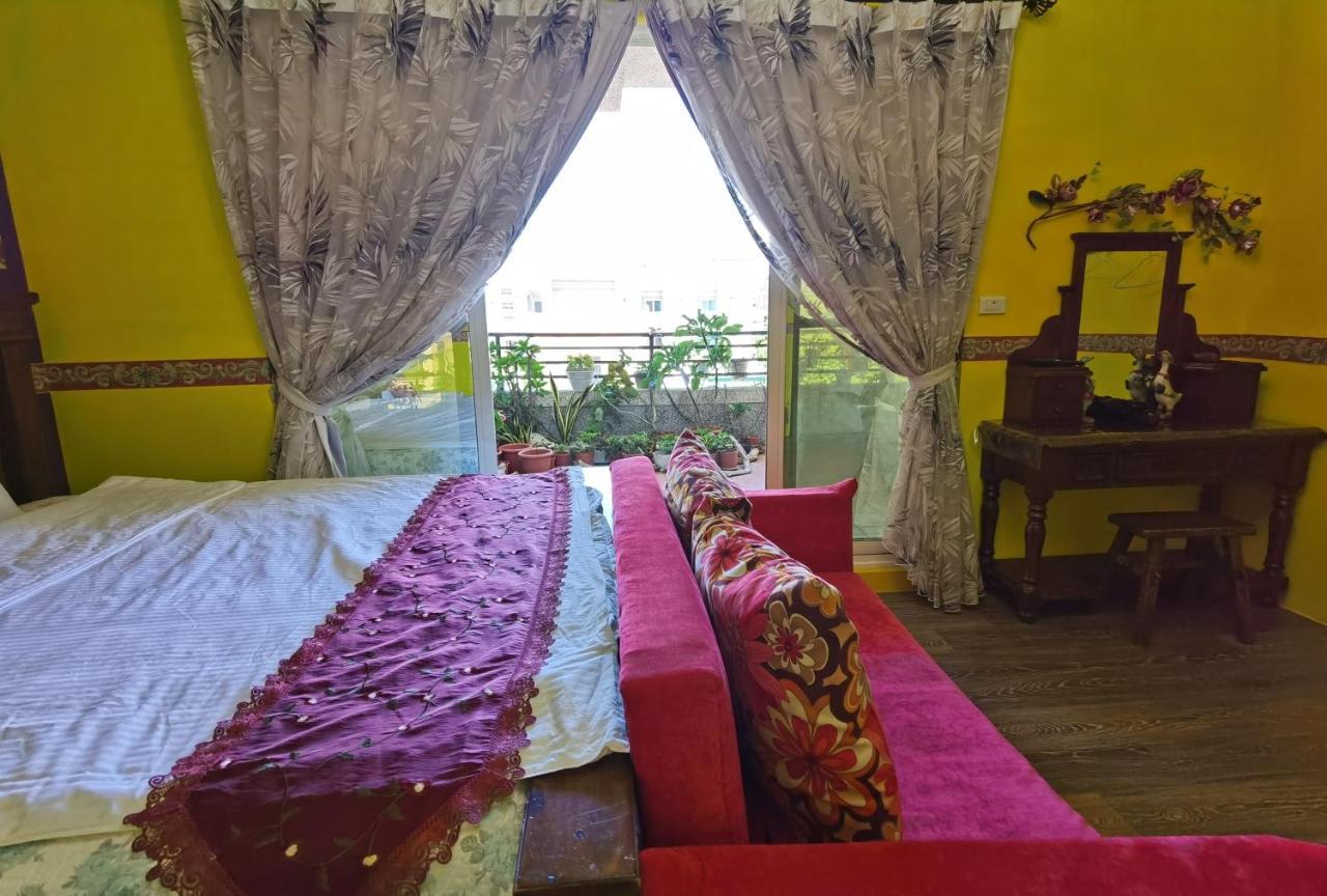 Bed and Breakfast Golden Mary Taitung Екстер'єр фото