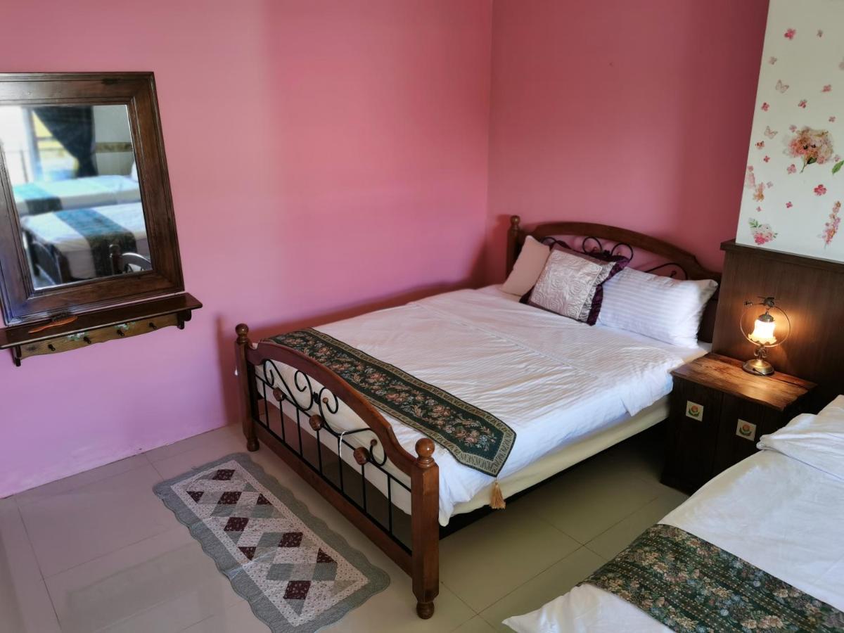 Bed and Breakfast Golden Mary Taitung Екстер'єр фото