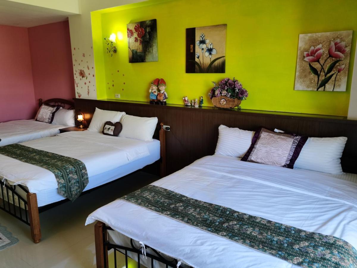Bed and Breakfast Golden Mary Taitung Екстер'єр фото