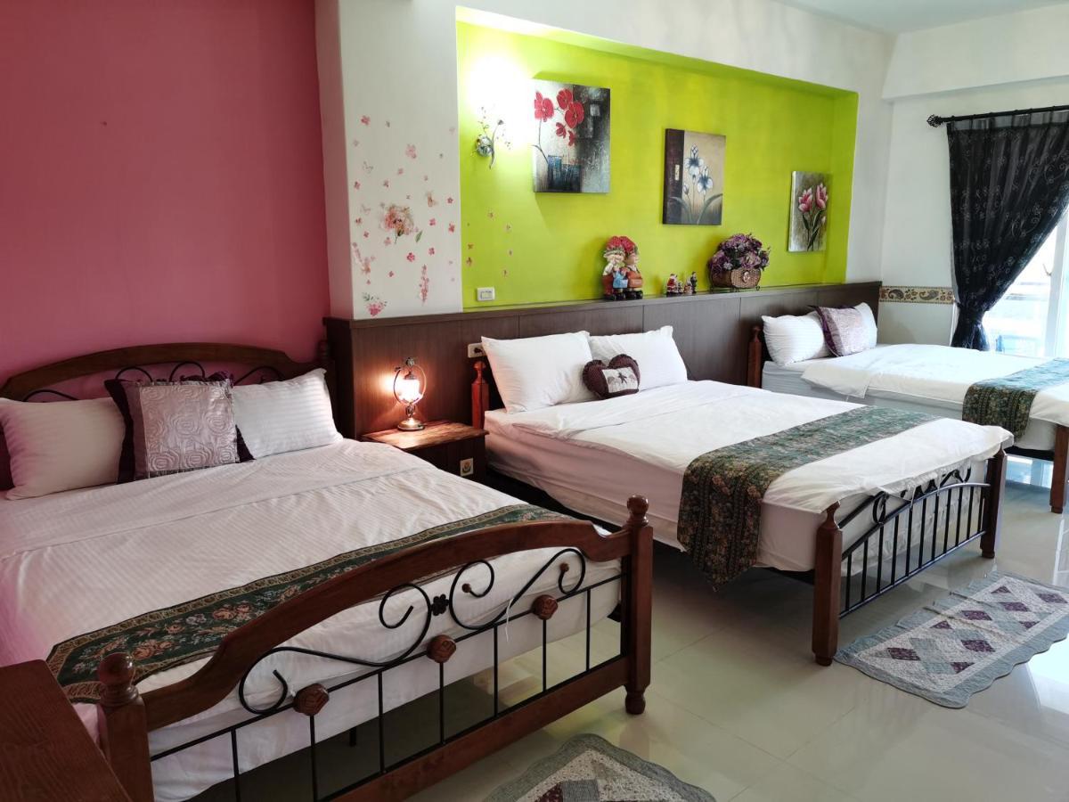 Bed and Breakfast Golden Mary Taitung Екстер'єр фото