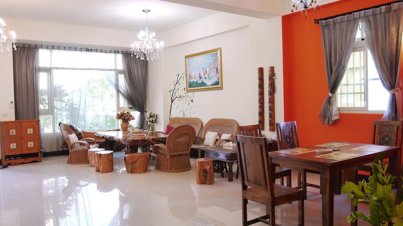 Bed and Breakfast Golden Mary Taitung Екстер'єр фото